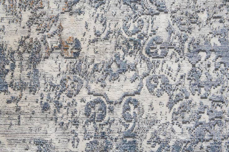 Detail image of 5' 3 x 7' 6 Villa Rug