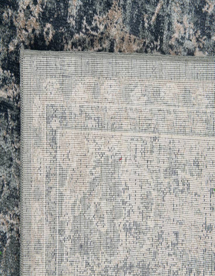 Detail image of 5' 2 x 7' 6 Villa Rug