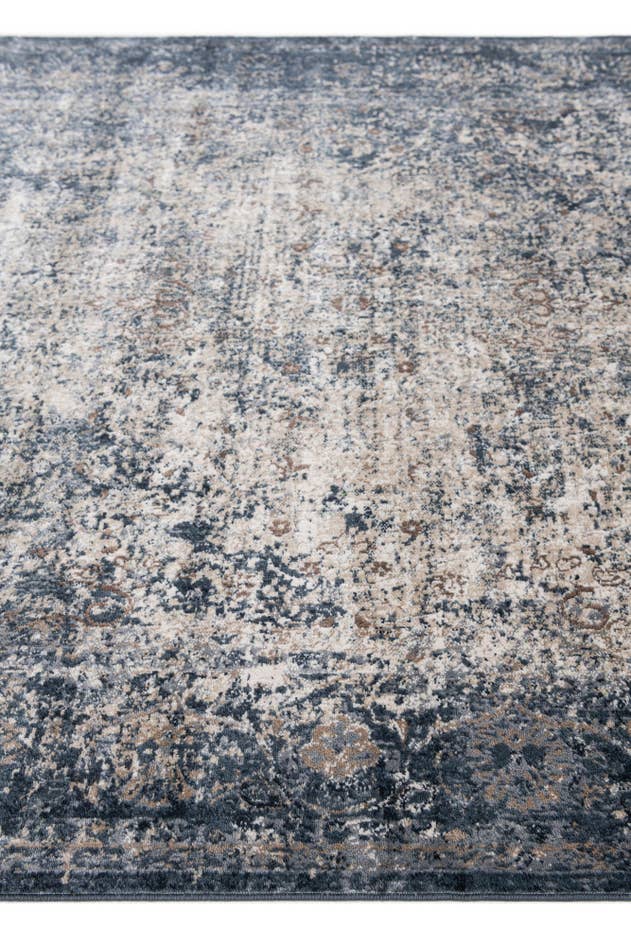 Detail image of 5' 2 x 7' 6 Villa Rug