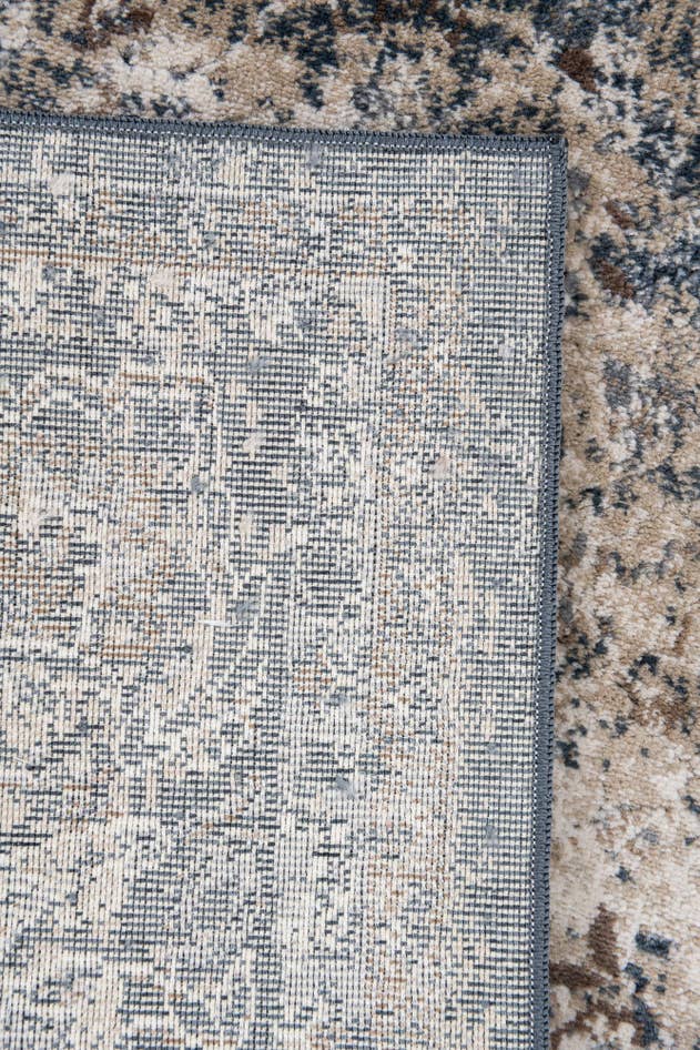 Detail image of 5' 2 x 7' 6 Villa Rug