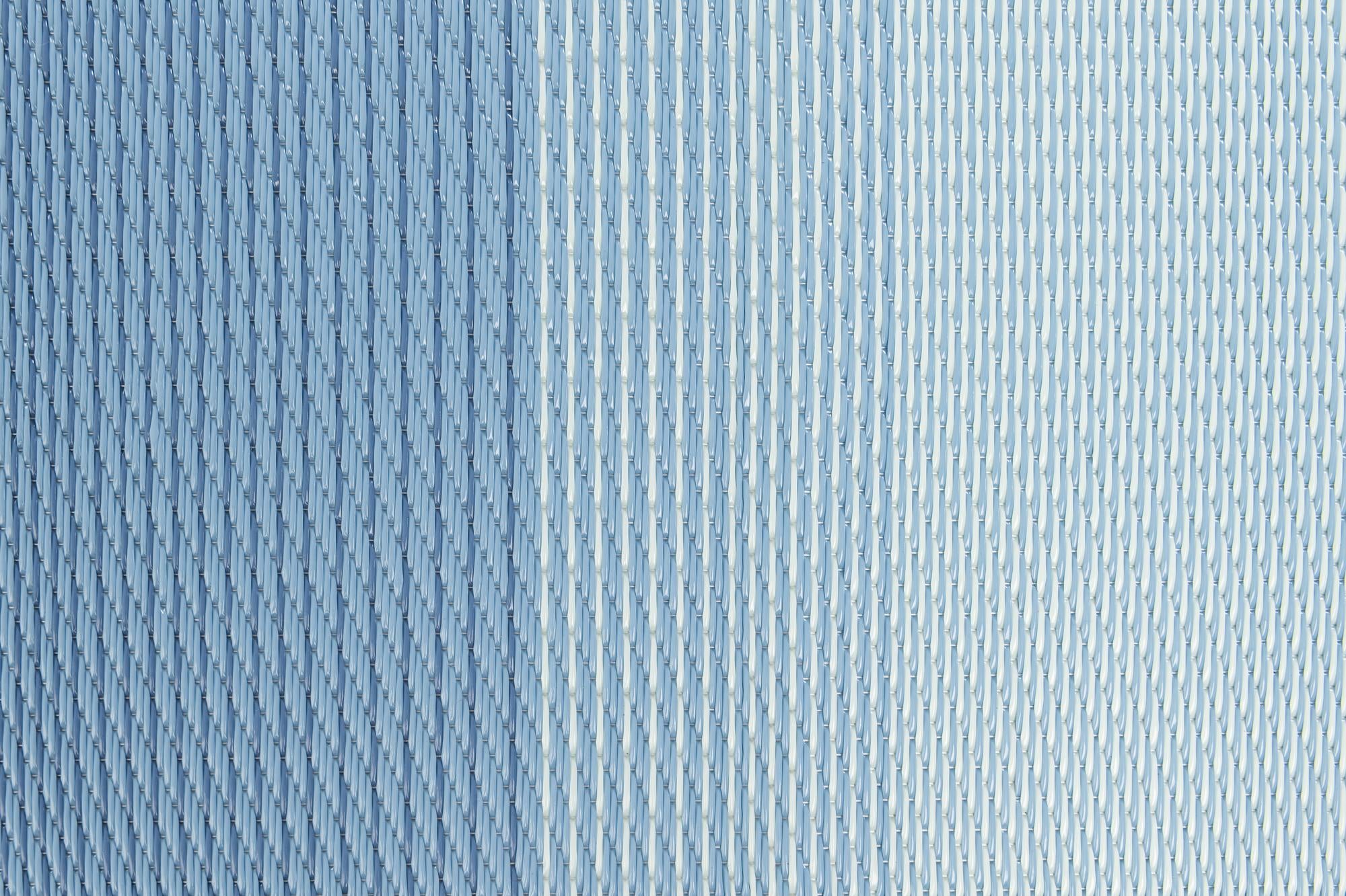 4' x 6' Easy-Clean Vista Breeze Indoor / Outdoor Rug