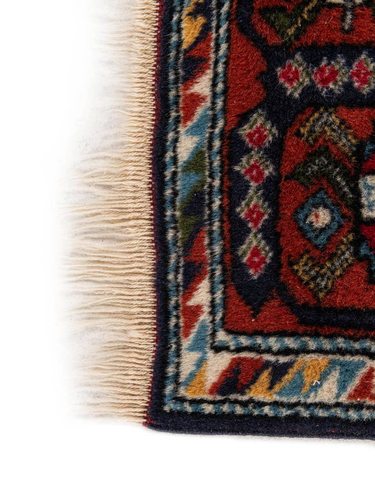 Detail image of 3' 3 x 4' 8  Hand Knotted Yalameh Wool Rug