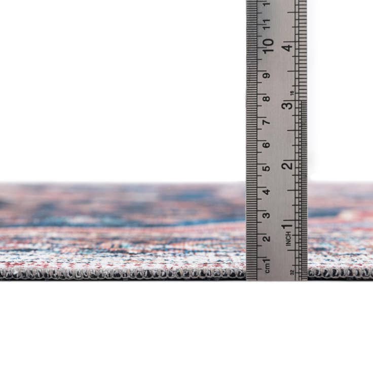 Detail image of 5' x 8' Washable Yara Rug