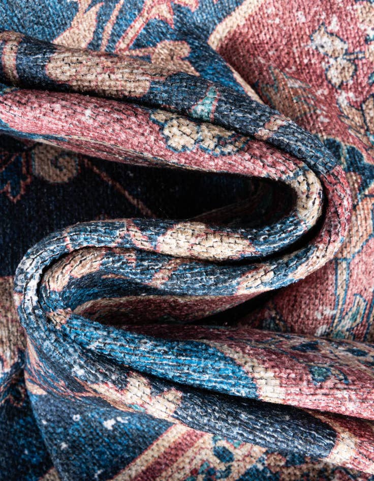 Detail image of 7' 10 x 10' Washable Yara Rug