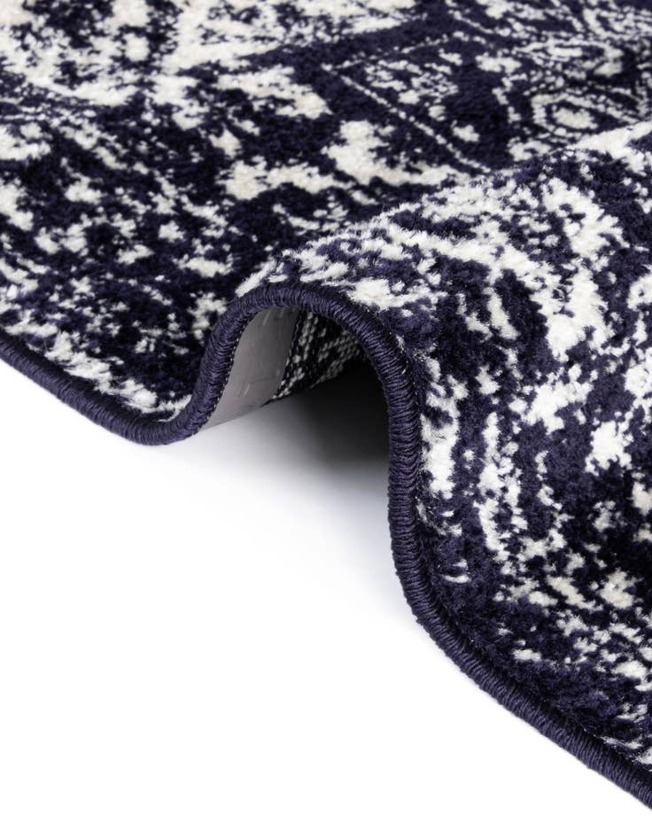 Detail image of 5' 3 x 5' 3 Arlington Round Rug
