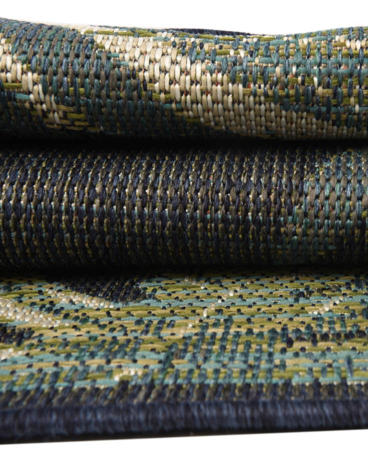 Detail image of 3' 3 x 3' 3 Easy-Clean Baja Indoor / Outdoor Round Rug