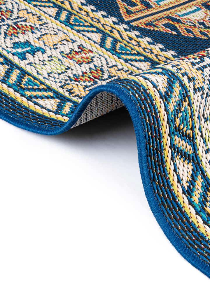 7' 10 x 7' 10 Easy-Clean Baja Indoor / Outdoor Round Rug