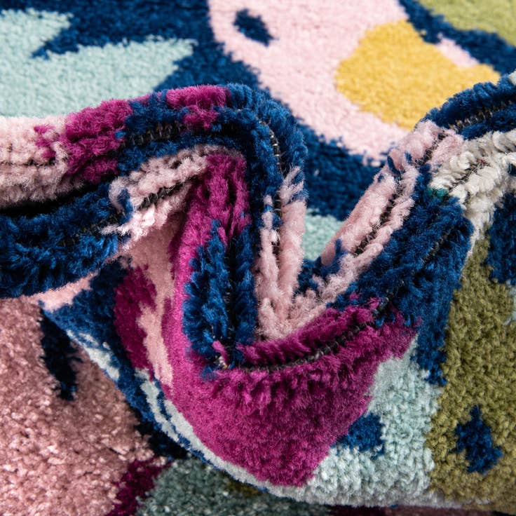 Detail image of 5' 3 x 5' 3 Bloom Round Rug