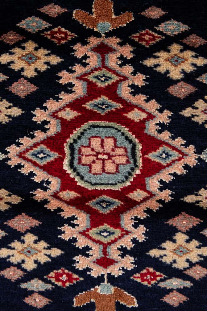 2' 2 x 2' 3 Hand Knotted Bokhara Oriental Round Rug