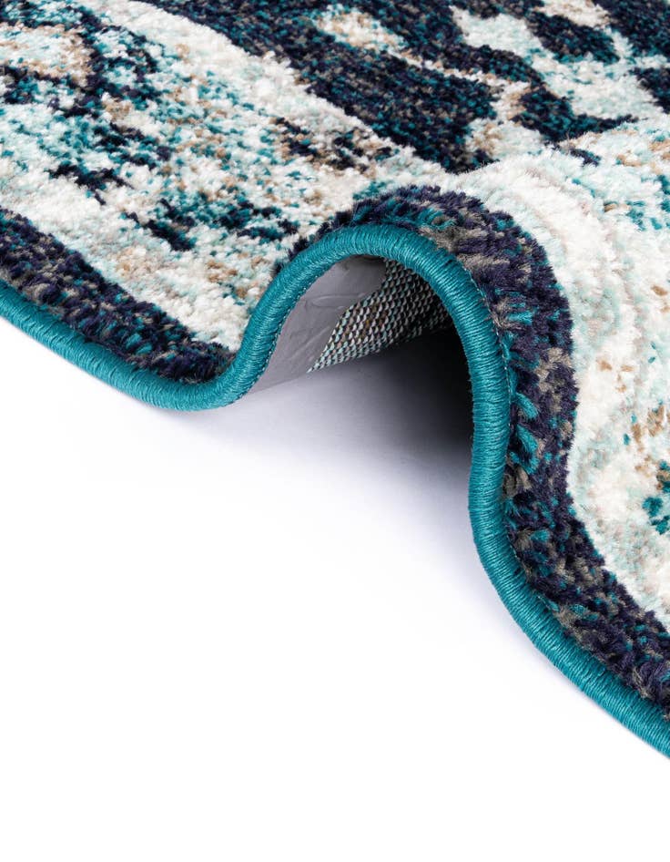 Detail image of 3' x 3' Carrington Round Rug