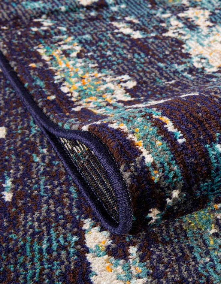 Detail image of 6' x 6'  Washable Casablanca Round Rug