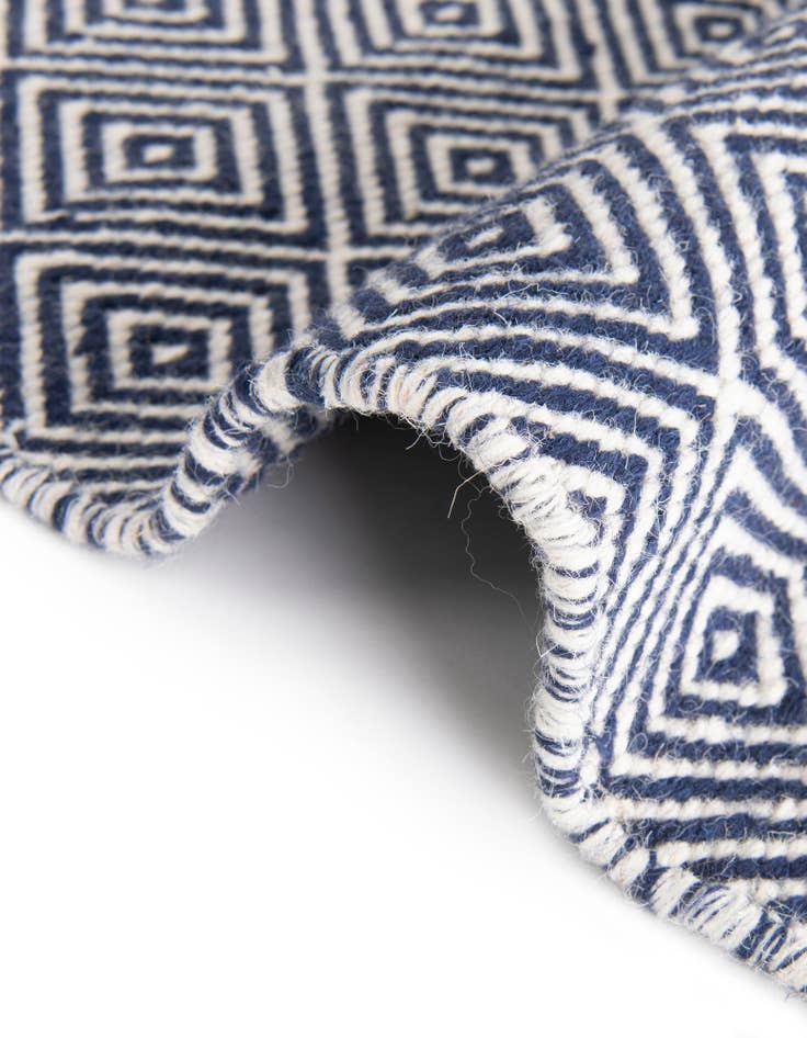 Detail image of 12' x 12' Hand Woven Geo Trellis Flatweave Round Rug