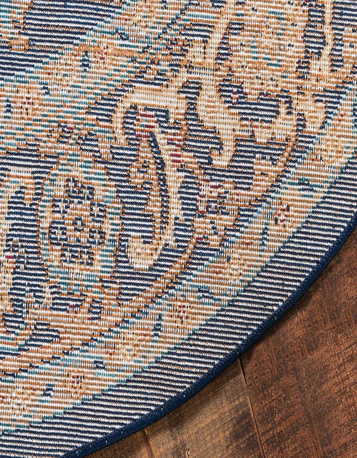 Detail image of 4' 5 x 4' 5 Graham Round Rug