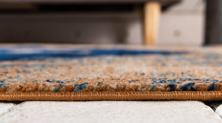 Detail image of 4' 5 x 4' 5 Graham Round Rug