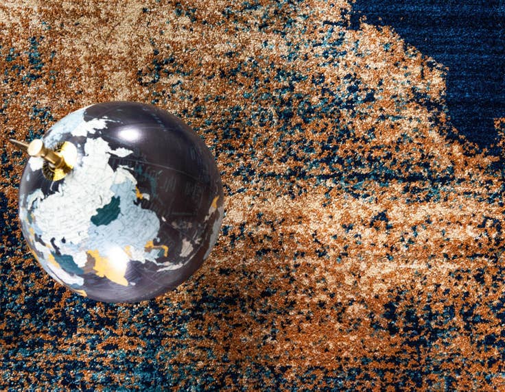 Detail image of 4' 5 x 4' 5 Graham Round Rug