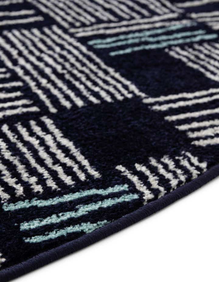 7' 10 x 7' 10 Hanahan Round Rug
