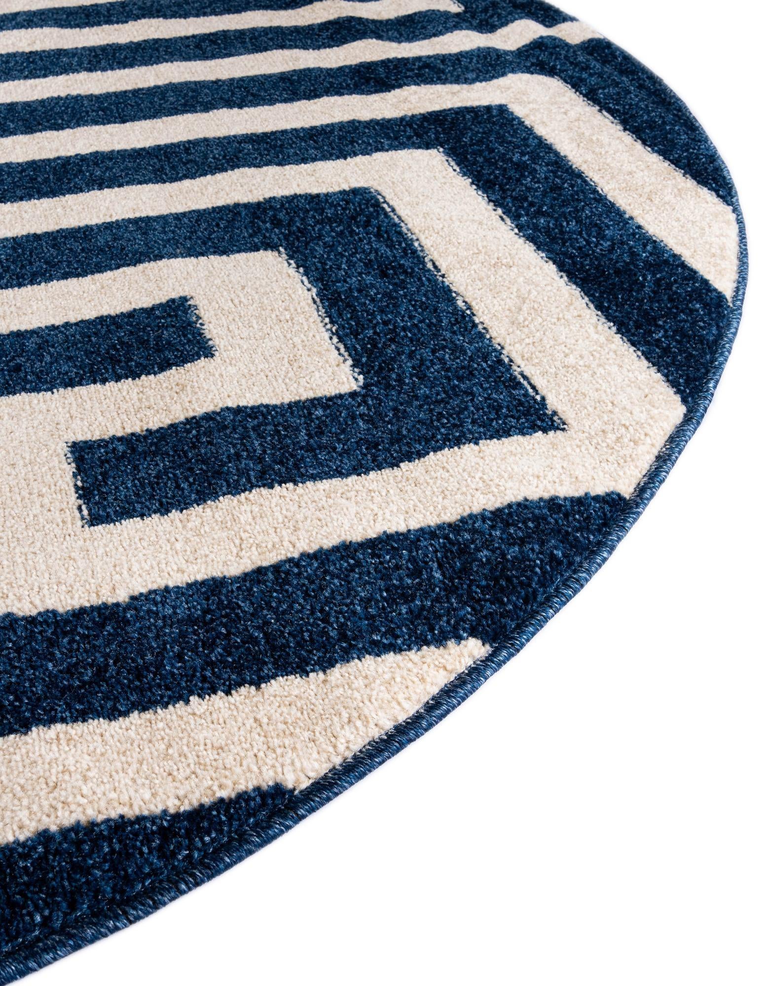 7' 10 x 7' 10 Hera Round Rug