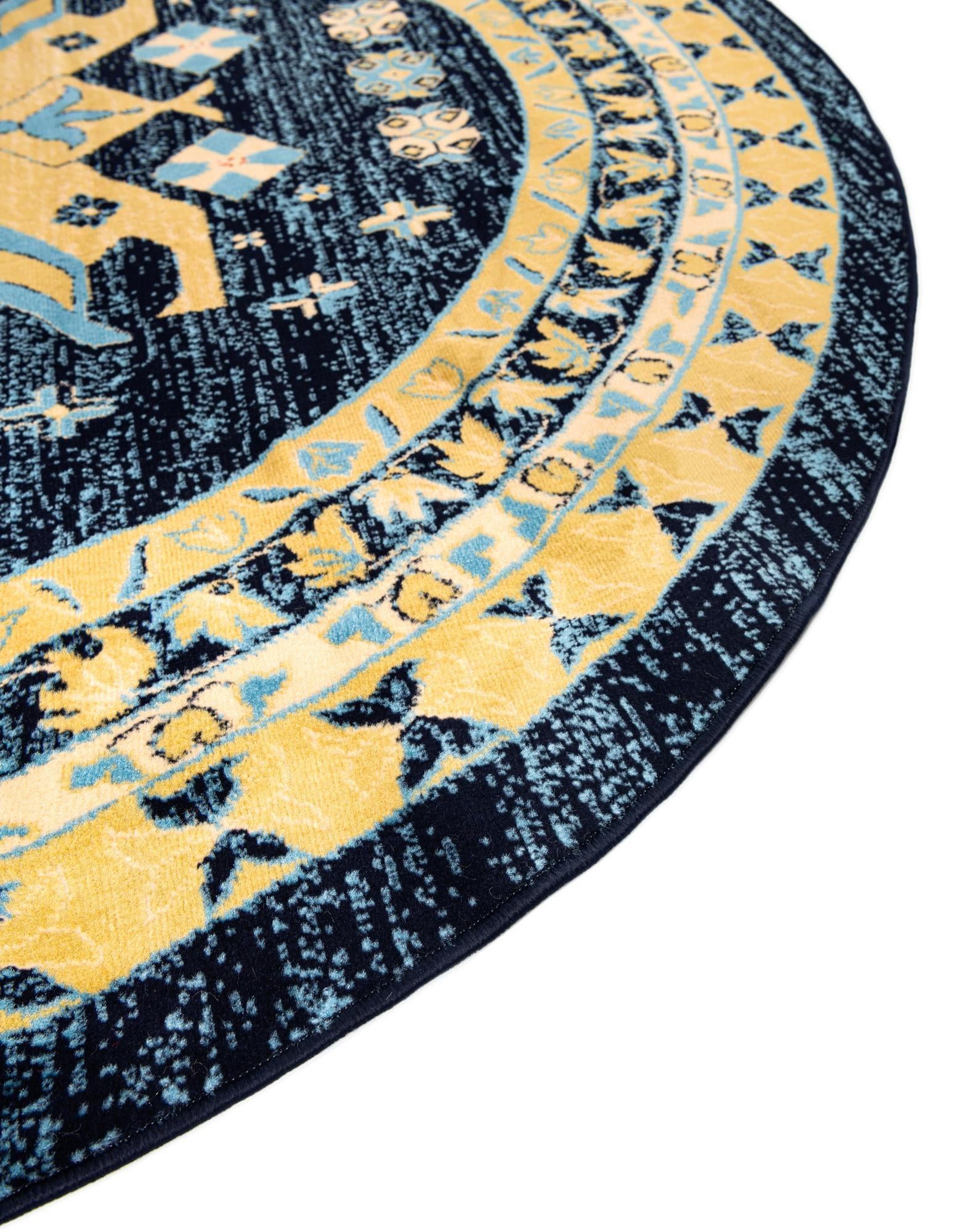 7' 10 x 7' 10 Heriz Design Round Rug