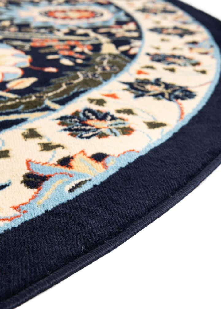 7' 10 x 7' 10 Isfahan Design Round Rug