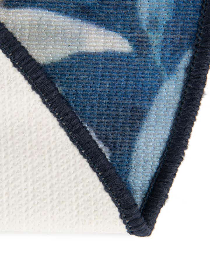 7' 10 x 7' 10 Easy-Clean Jill Zarin Caribbean Indoor / Outdoor Round Rug