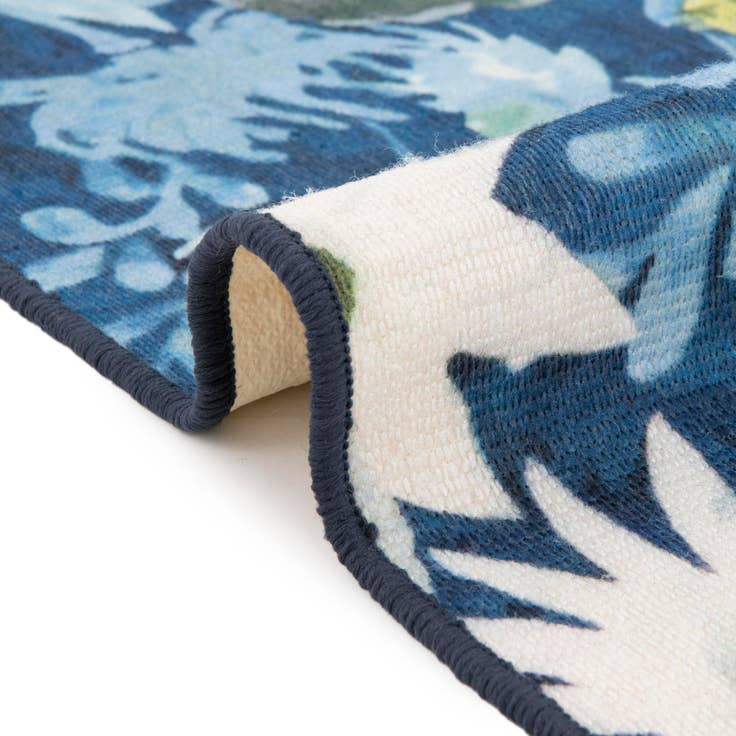 Detail image of 7' 10 x 7' 10 Easy-Clean Jill Zarin Caribbean Indoor / Outdoor Round Rug