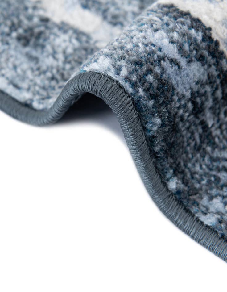 Detail image of 7' 10 x 7' 10 Kamala Washable Round Rug