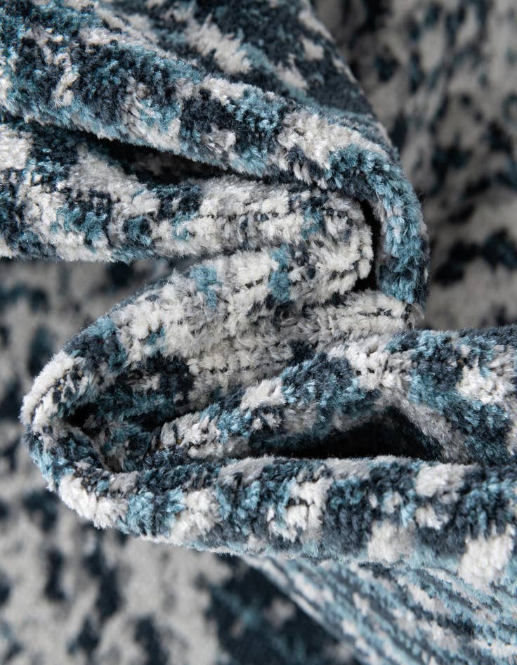 Detail image of 5' 3 x 5' 3 Kamala Washable Round Rug