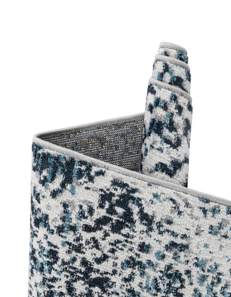 Detail image of 5' 3 x 5' 3 Kamala Washable Round Rug