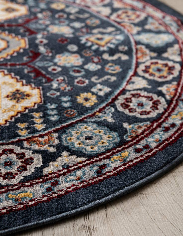 Detail image of 7' 10 x 7' 10 Kamala Washable Round Rug