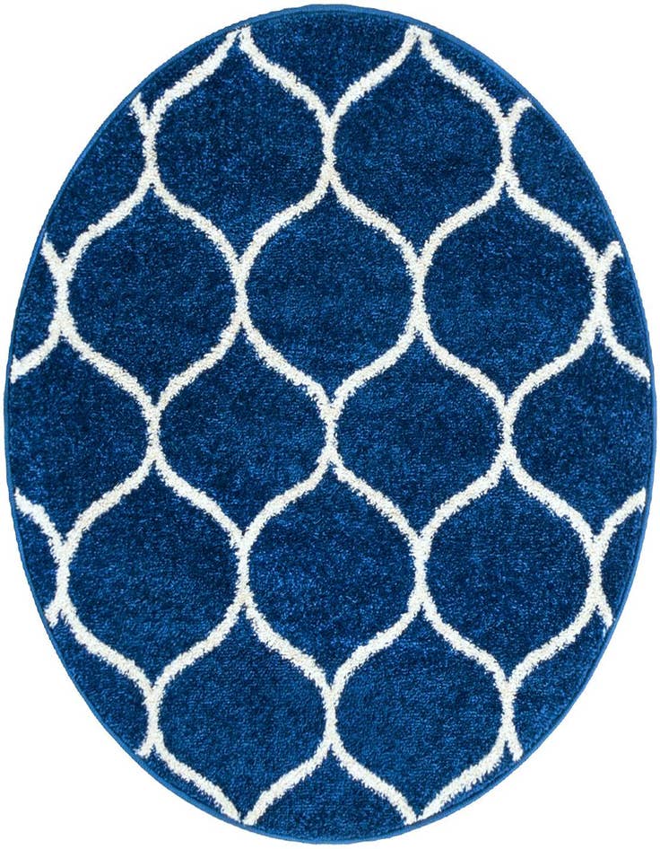 Detail image of 3' x 3' Lattice Frieze Round Rug