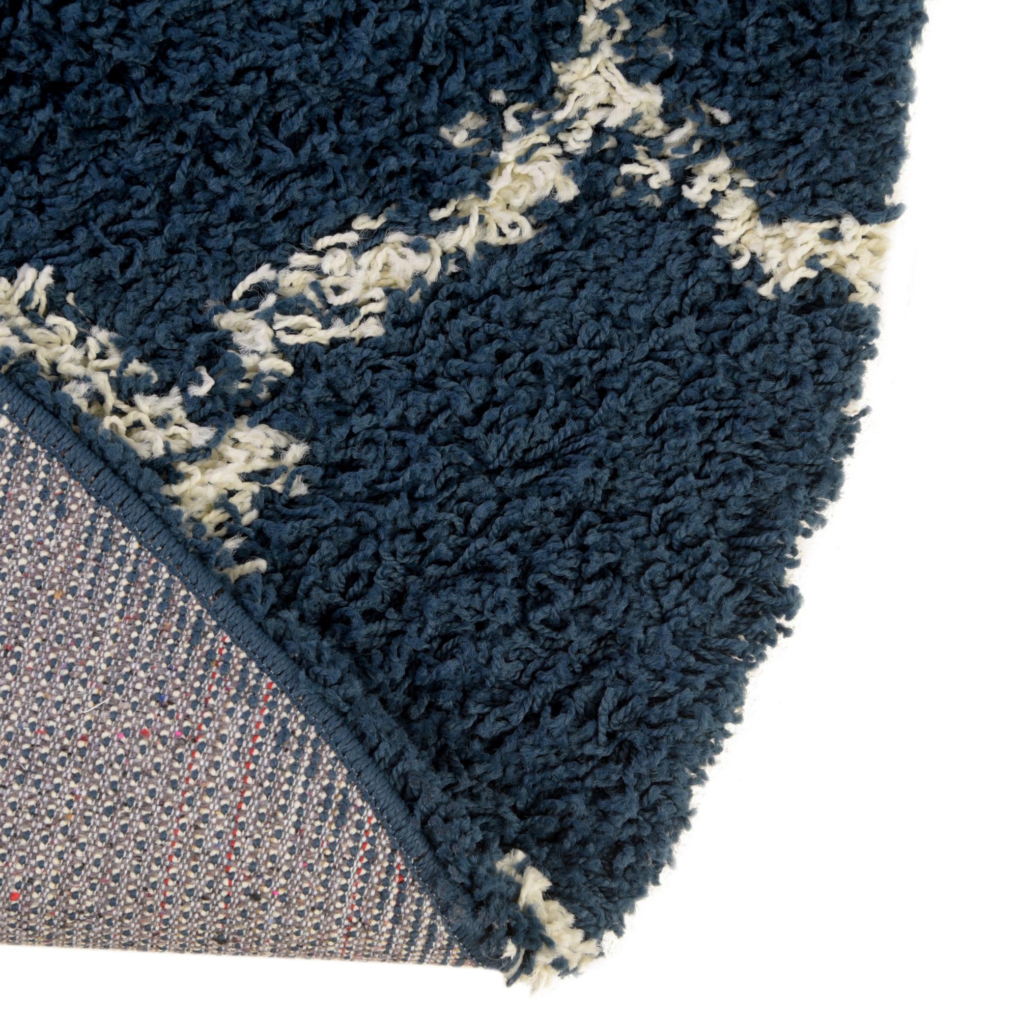 5' 3 x 5' 3 Lattice Shag Round Rug