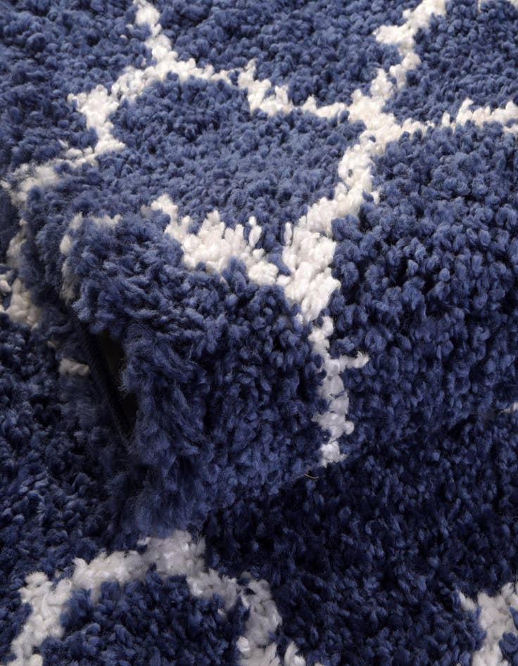 Detail image of 5' x 5' Marrakesh Shag Round Rug