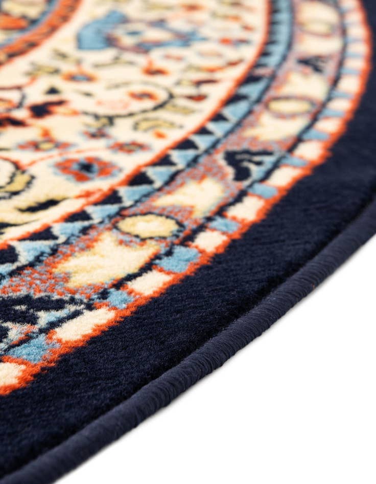 Detail image of 7' 10 x 7' 10 Mashad Design Round Rug