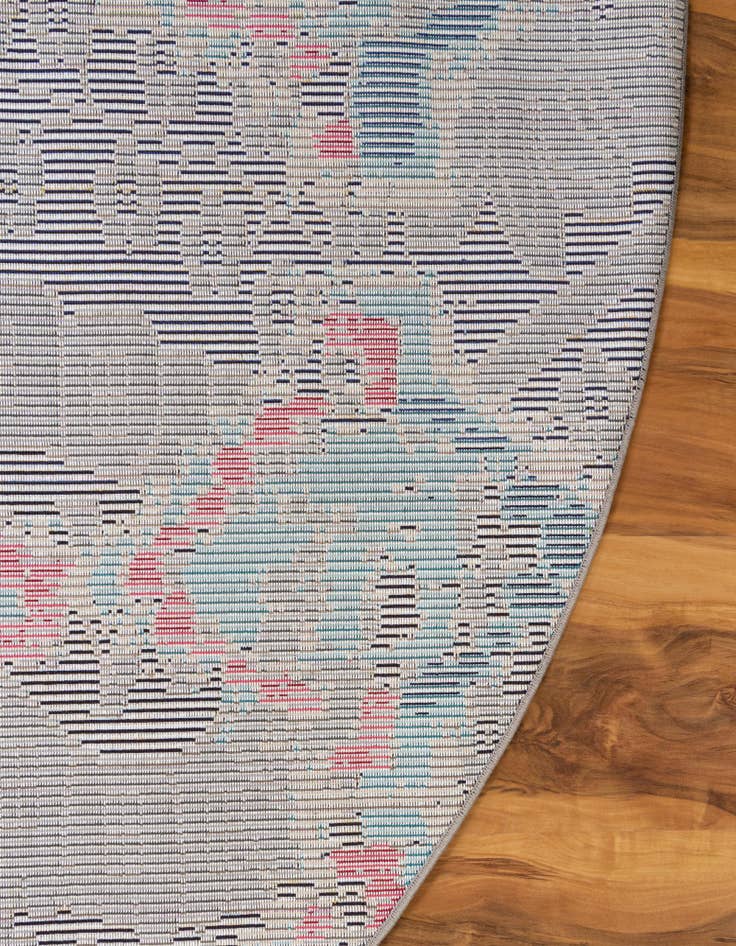 Detail image of 8' x 8' Washable Mesa Round Rug