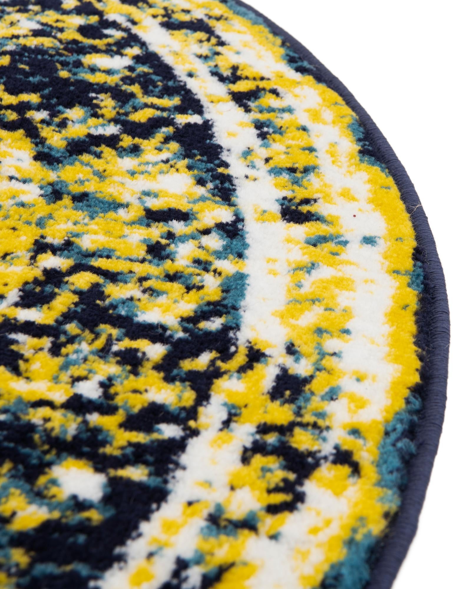 5' 3 x 5' 3 Monte Carlo Round Rug