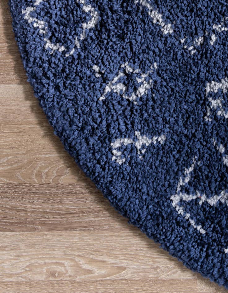 Detail image of 8' x 8' Moroccan Shag Round Rug