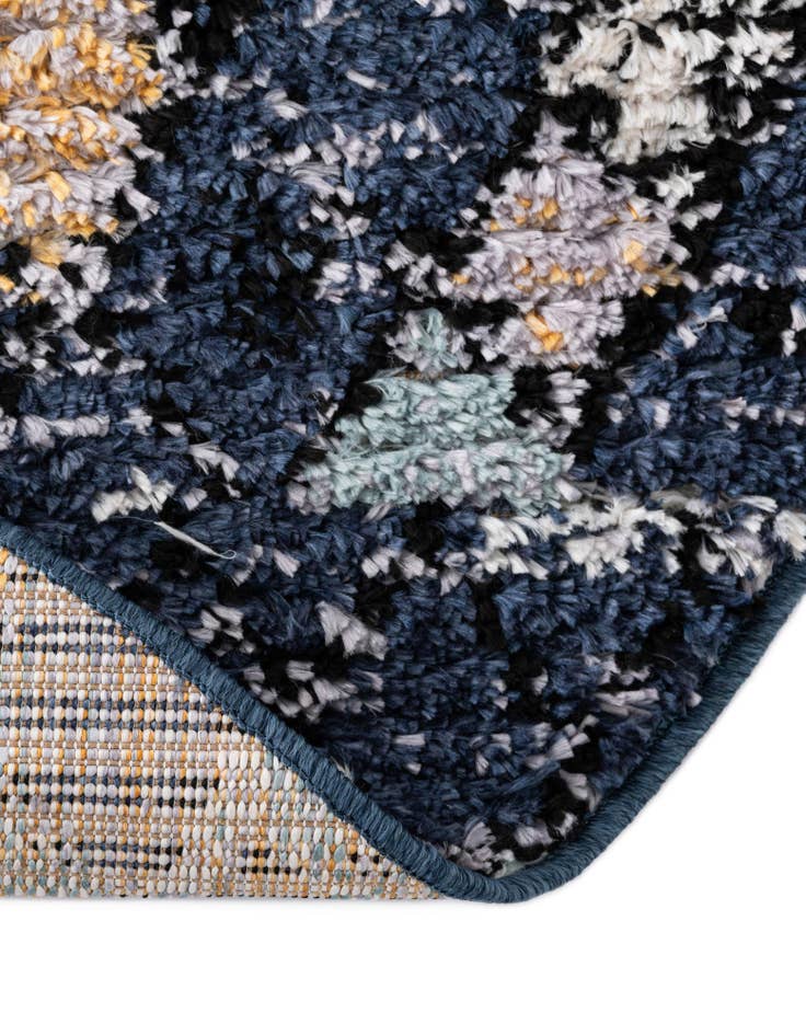 Detail image of 4' x 4' Morocco Round Rug