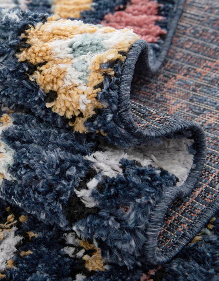 Detail image of 4' x 4' Morocco Round Rug