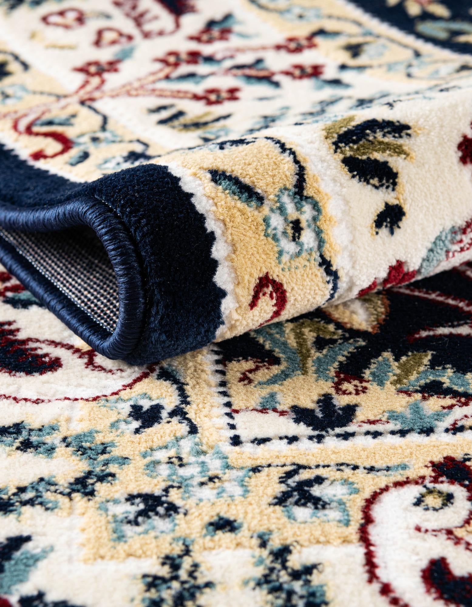 5' 3 x 5' 3 Nain Design Round Rug