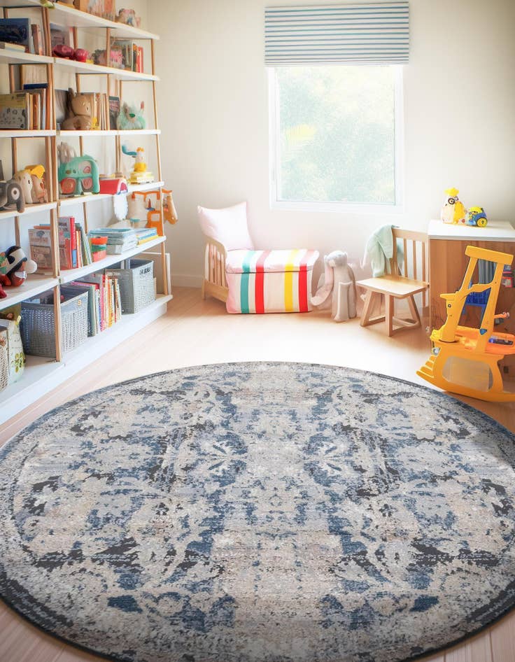 Detail image of 7' x 7' Oregon Round Rug
