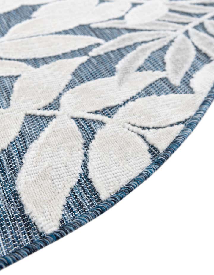 8' 2 x 8' 2 Easy-Clean Botanical Indoor / Outdoor Round Rug