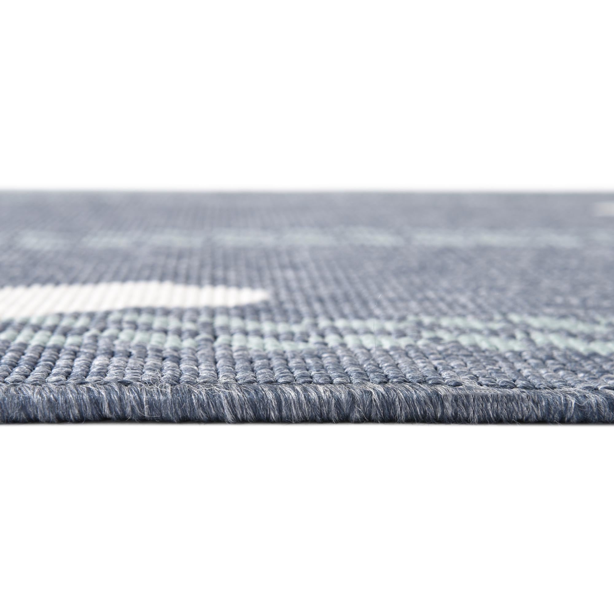 4' x 4' Easy-Clean Coastal Indoor / Outdoor Round Rug