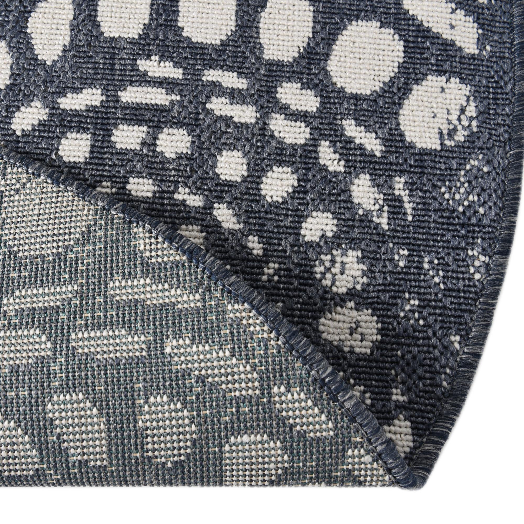 4' x 4' Easy-Clean Coastal Indoor / Outdoor Round Rug
