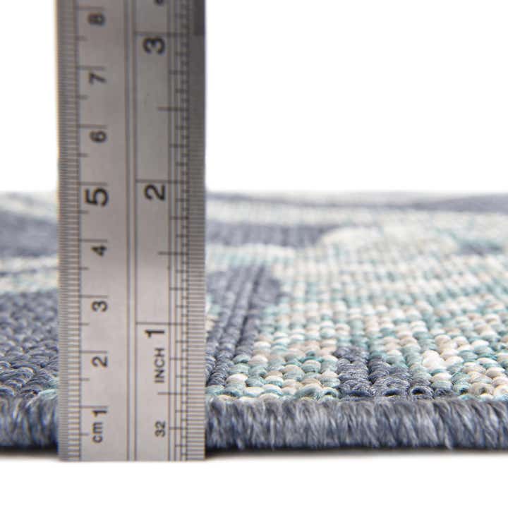 7' x 7' Easy-Clean Coastal Indoor / Outdoor Round Rug