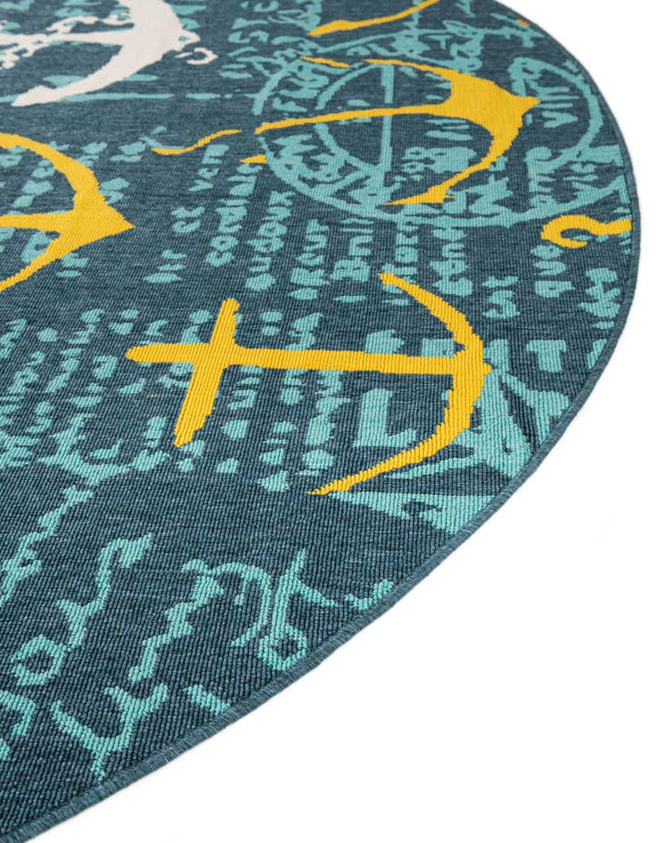 Detail image of 4' x 4'  Washable Coastal Indoor / Outdoor Round Rug