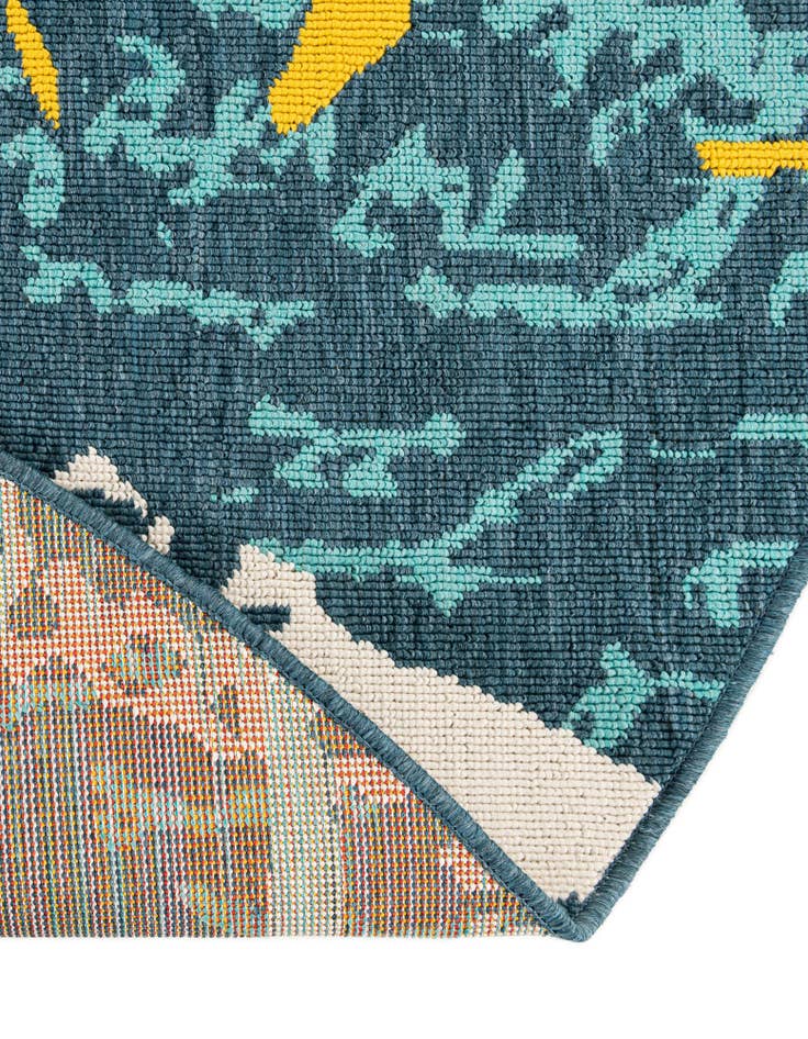 Detail image of 4' x 4'  Washable Coastal Indoor / Outdoor Round Rug