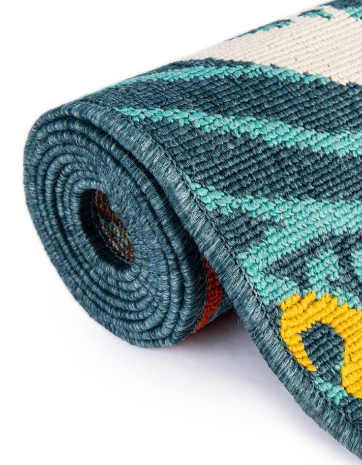 Detail image of 4' x 4'  Washable Coastal Indoor / Outdoor Round Rug