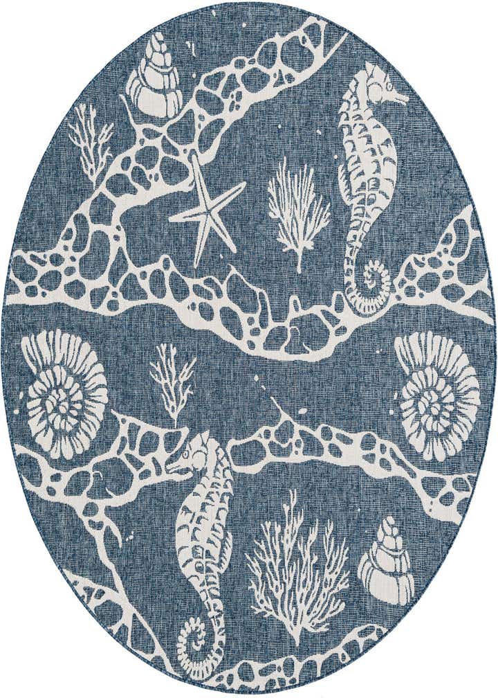 7' 10 x 7' 10 Easy-Clean Coastal Indoor / Outdoor Round Rug