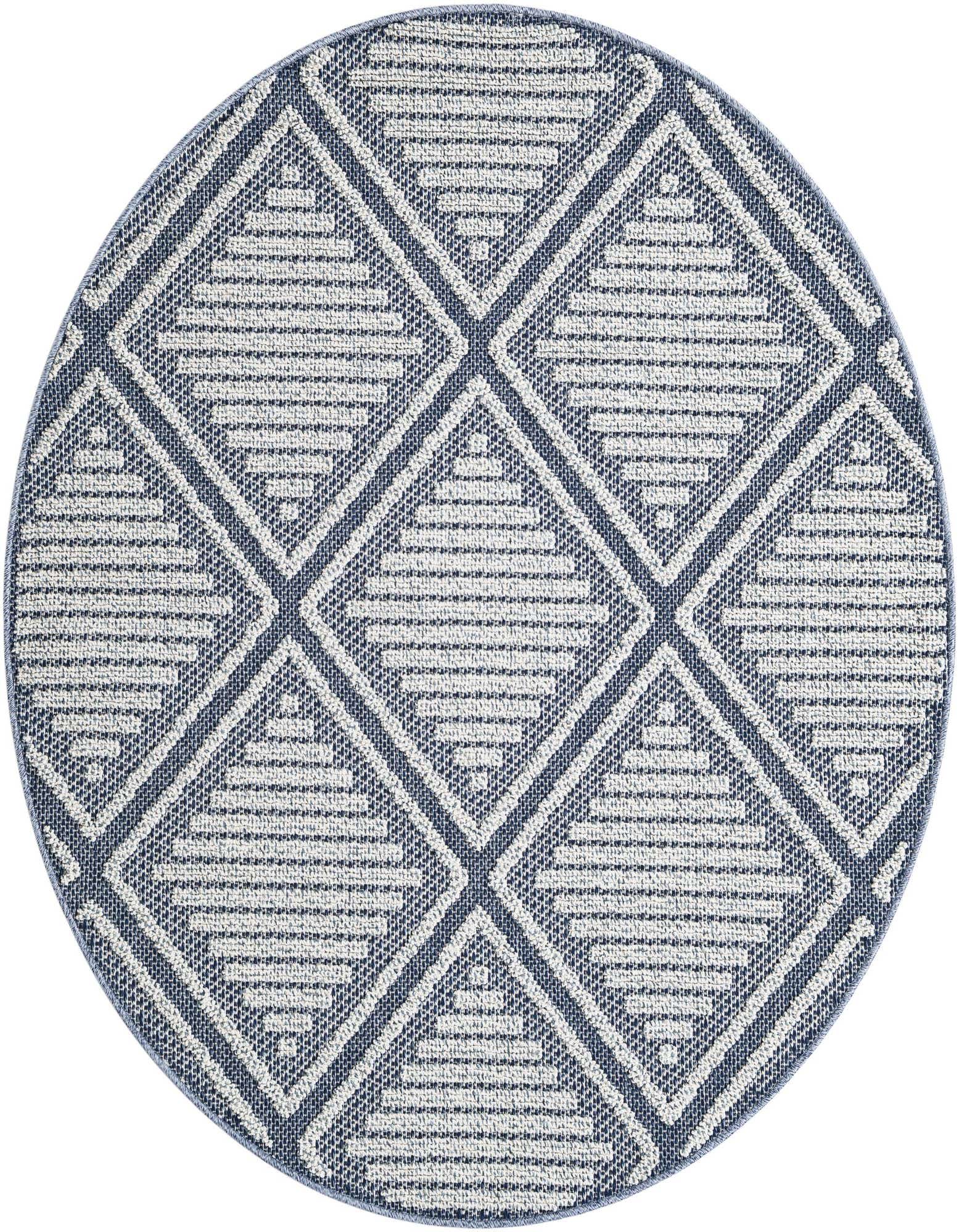 5' 3 x 5' 3 Easy-Clean Lattice Indoor / Outdoor Round Rug