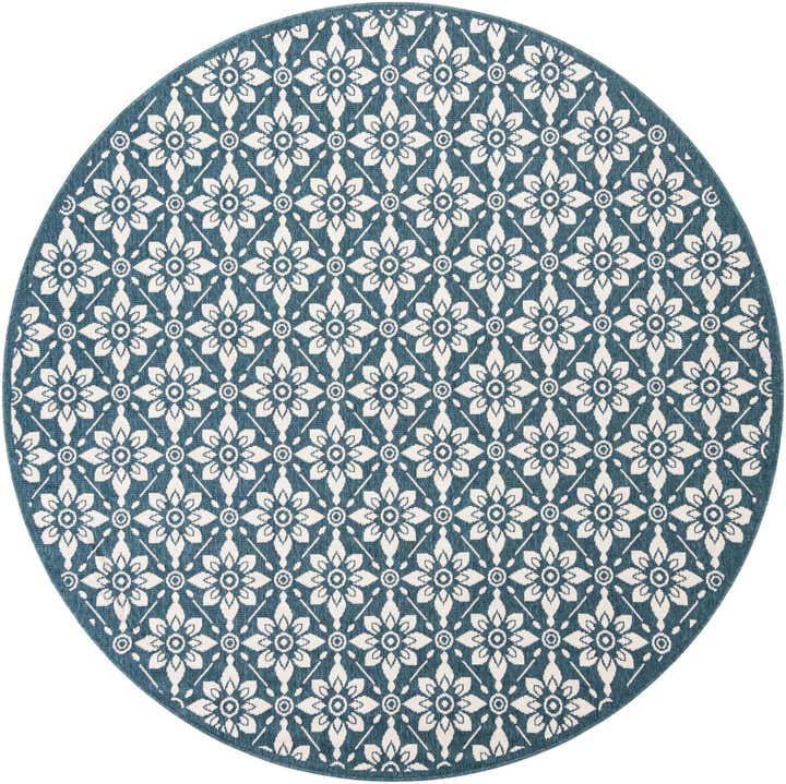 7' 10 x 7' 10 Easy-Clean Lattice Indoor / Outdoor Round Rug